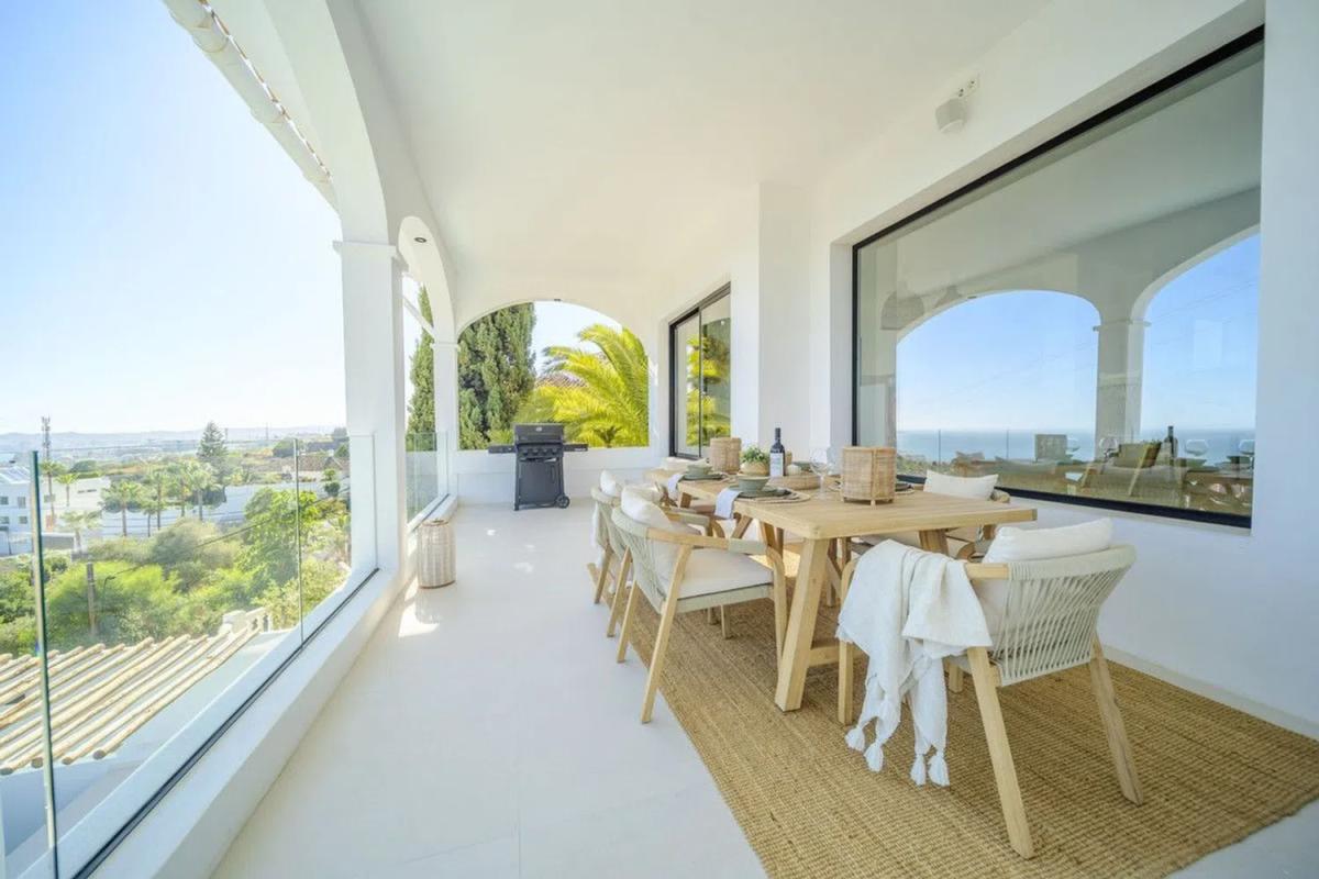 Sale of independent chalet in Paseo Walkway de Toledo, Benalmádena
photo 4