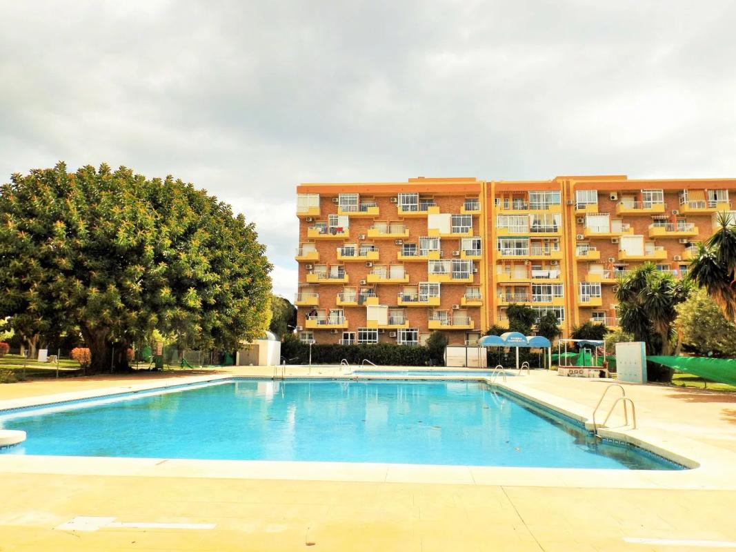 Venta de estudio en Avenida gamonal, Benalmádena photo 1
