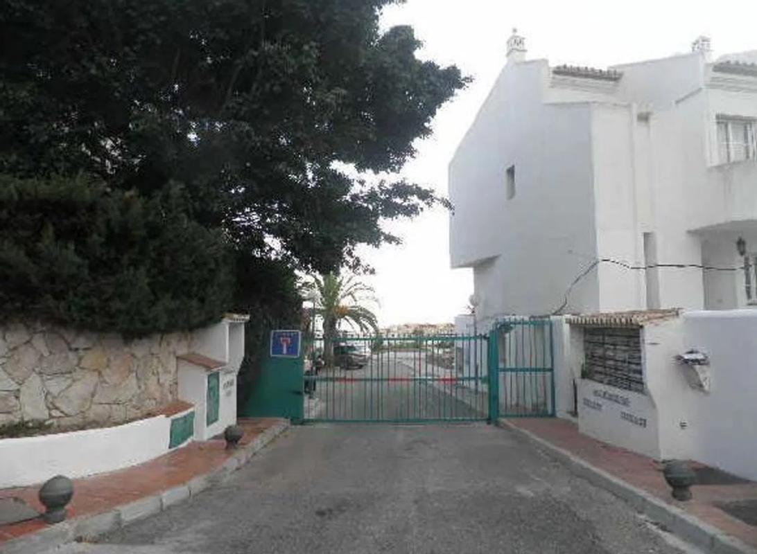Sale of independent chalet in PJ MOJACAR, Benalmádena
photo 2