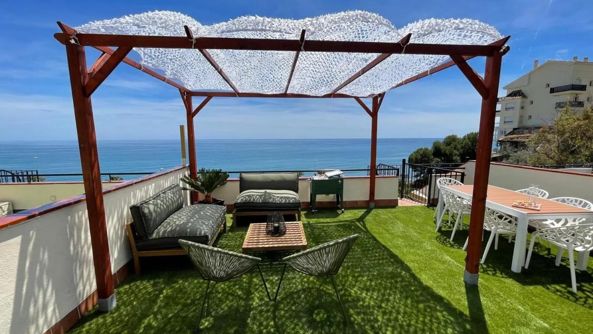Penthouse sale in Calle Carvajal, 10, Benalmádena photo 2