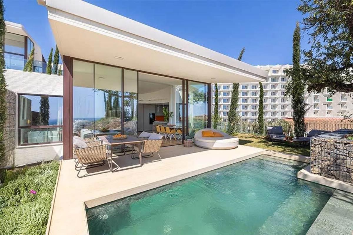 Venta de chalet independiente en Avenida del Higuerón, Benalmádena
photo 1