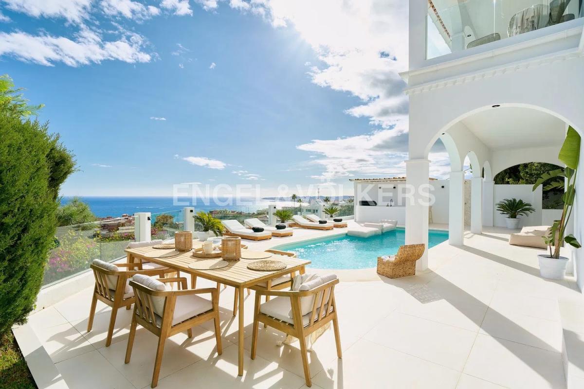 Sale of independent chalet in El Higuerón - Capellanía, Benalmádena
photo 2