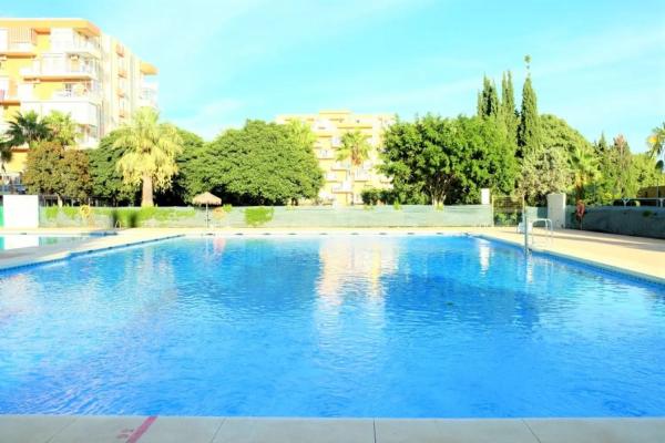 Studio for sale in Avenida gamonal, Benalmádena photo 1