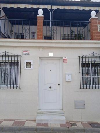 Chalet independiente en venta en Calle Tomillo, Benalmádena thumbnail 1