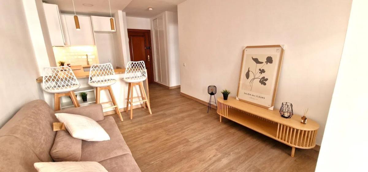 Venta de piso en Avenida Avenue Gamonal s/n, Benalmádena
photo 2