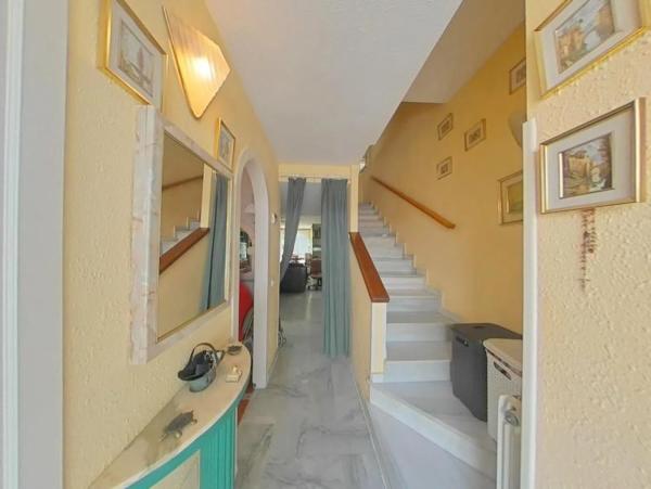 Wolnostojąca willa na sprzedaż w  Calle Noruega, Benalmádena photo 3