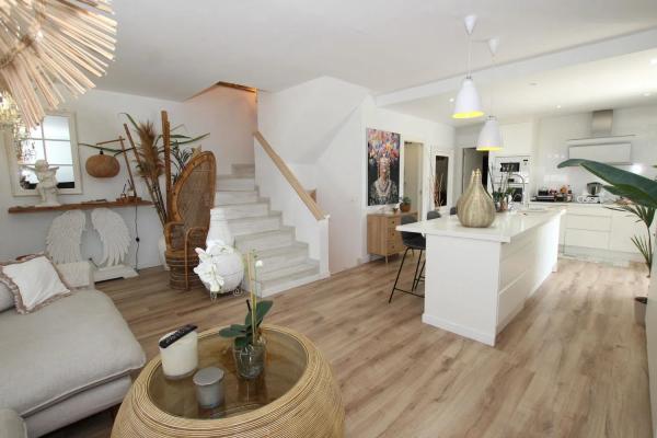 Detached villa for sale in El Higuerón - Capellanía, Benalmádena thumbnail 1