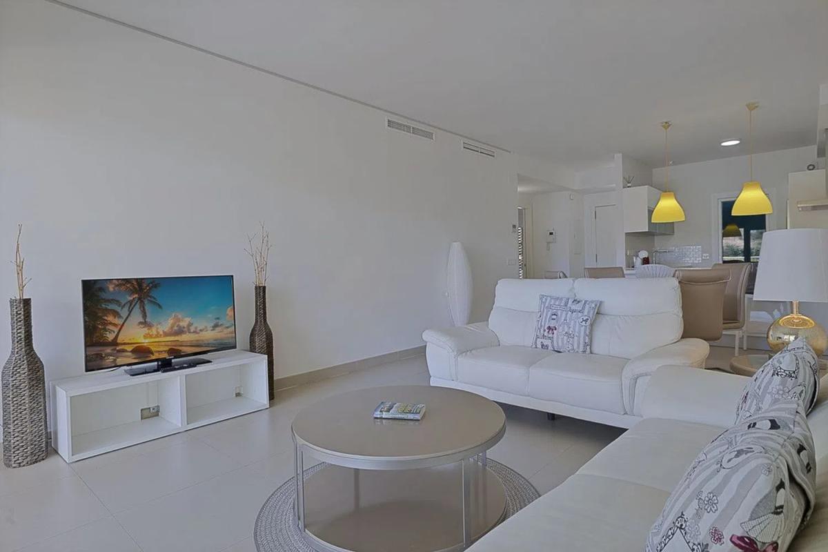 Venta de piso en Calle Nogal del Higuerón, Benalmádena
photo 5