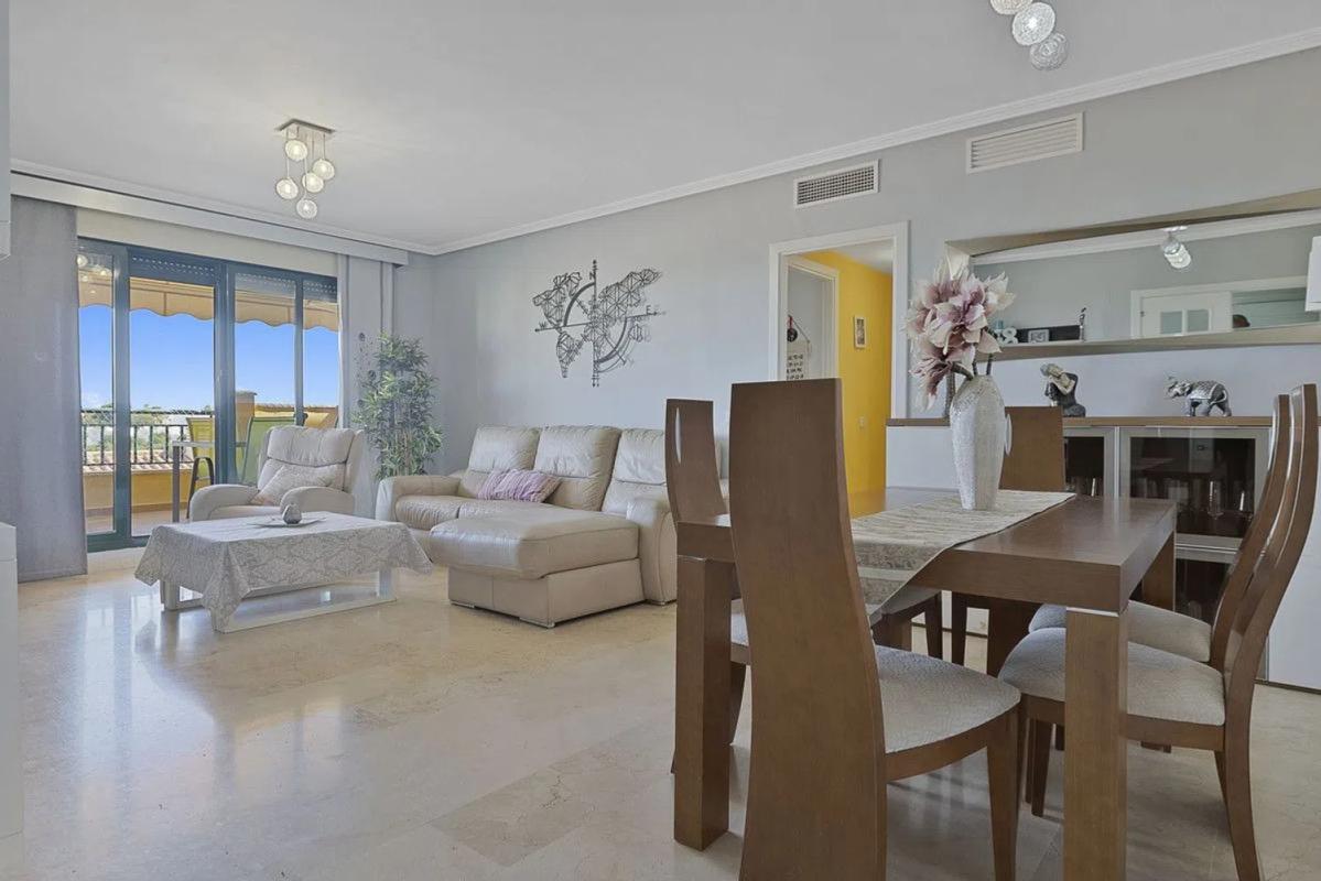 Venta de piso en Calle Ana María Matute, Benalmádena
photo 4