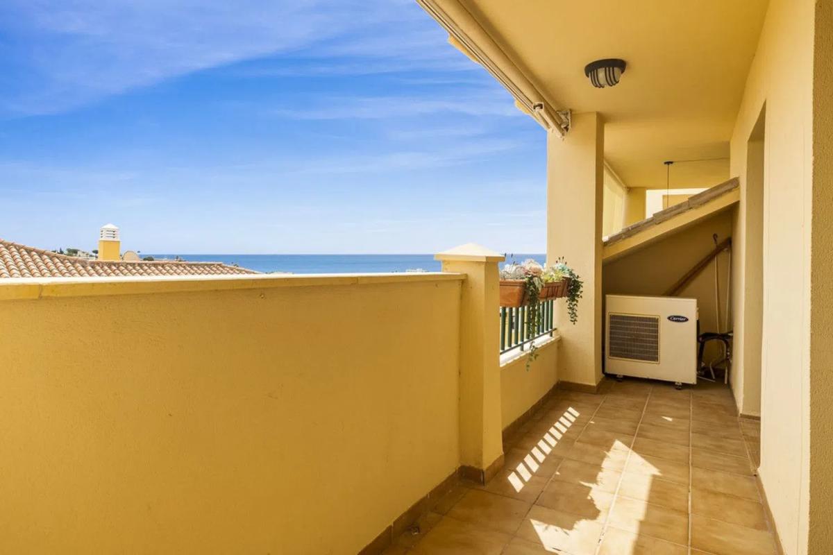 Продажа квартиры на Calle Marie Curie, Бенальмадена
photo 4