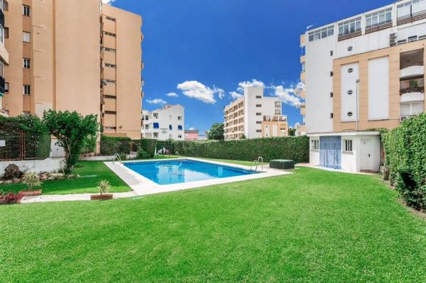 Продажа квартиры в Calle Piscis, Бенальмадена photo 1