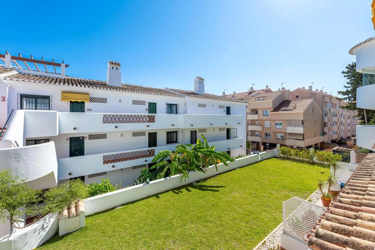 Продажа квартиры на Calle Jilguero, Бенальмадена
photo 5