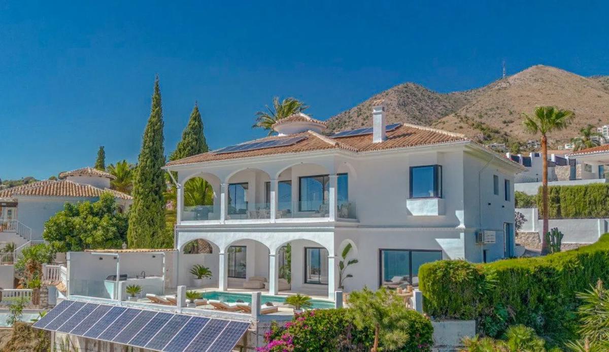 Venta de chalet independiente en El Higuerón - Capellanía, Benalmádena
photo 2
