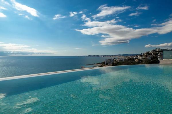 Apartment for sale in  Barrio Zona Centro Comercial Torrequebrada, Benalmádena photo 1