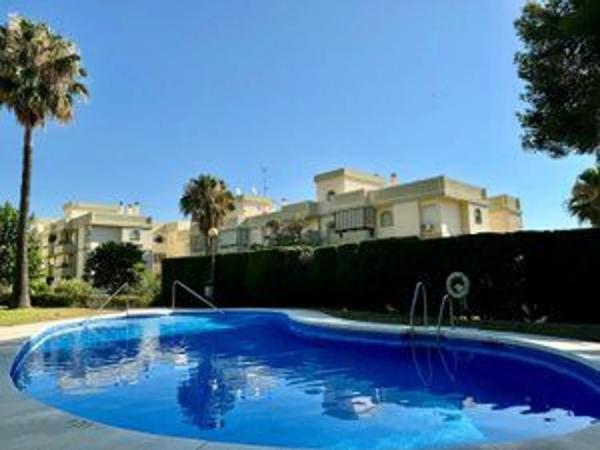 Продажа квартиры в  Camino del Prado, 6, Бенальмадена photo