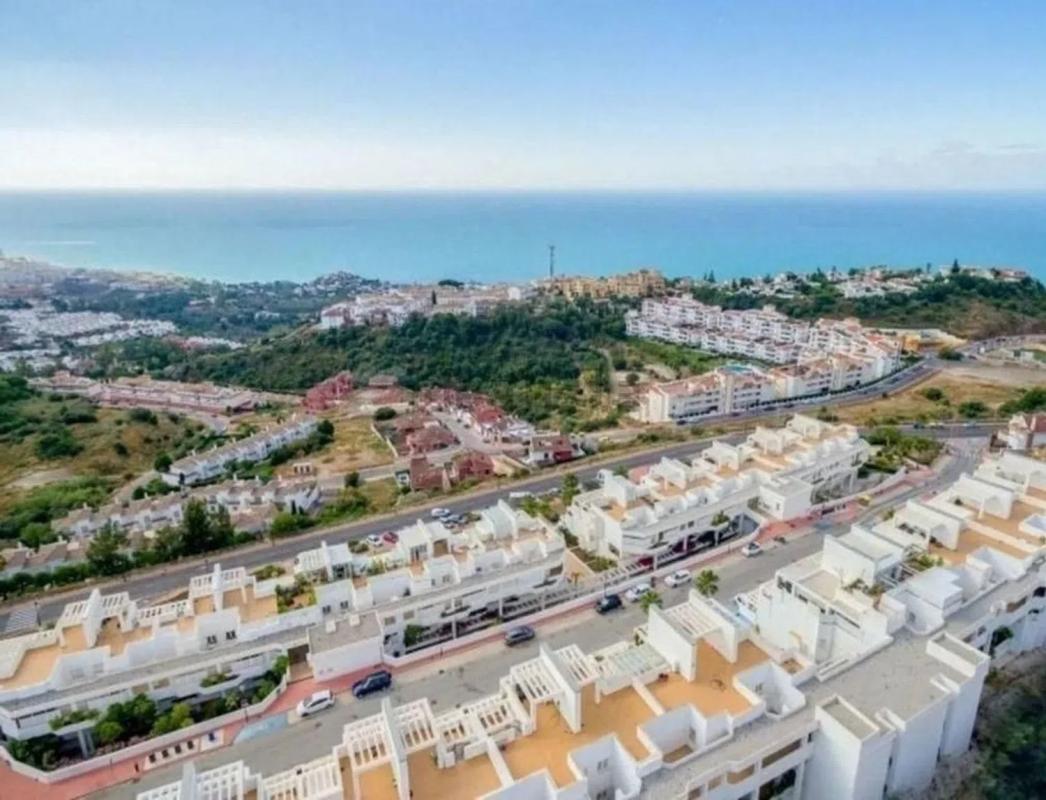Sprzedaż poddasza w Avenida Retamar, 4, Benalmádena photo 2