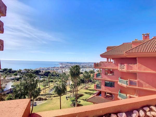 Mieszkanie na sprzedaż w Avenida Retamar, 71, Benalmádena photo 1