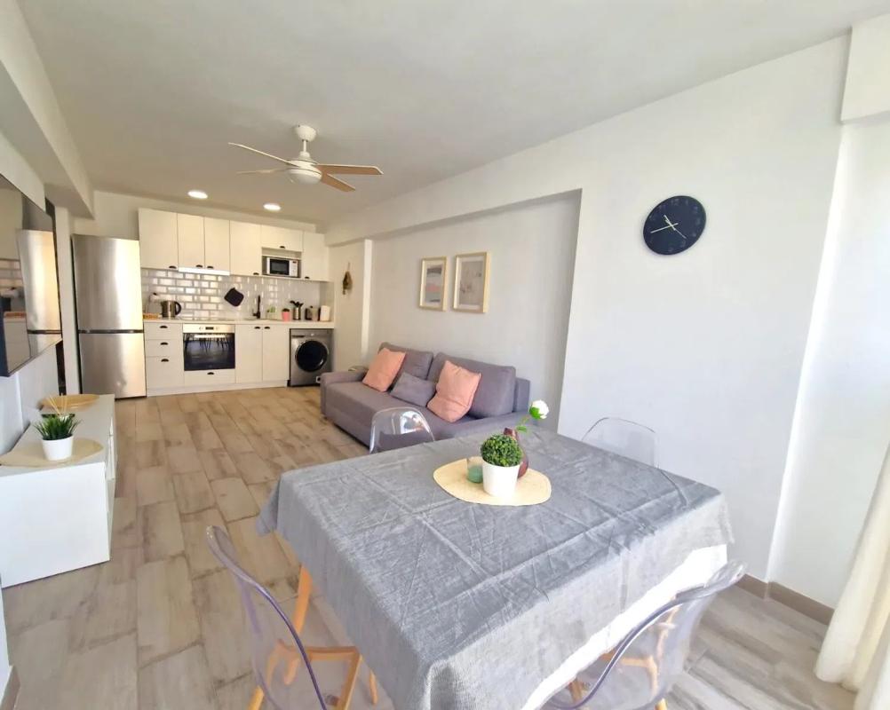 Venta de piso en Calle Tauro, Benalmádena
 photo 2