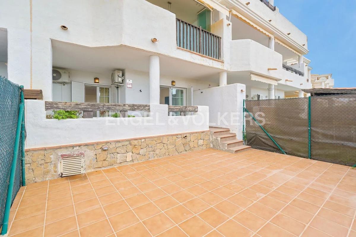 Sale of apartment in Barrio Cortijo Torrequebrada, Benalmádena
photo 2