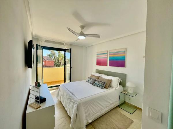 Apartment for sale in  Calle Malala, Benalmádena photo 1