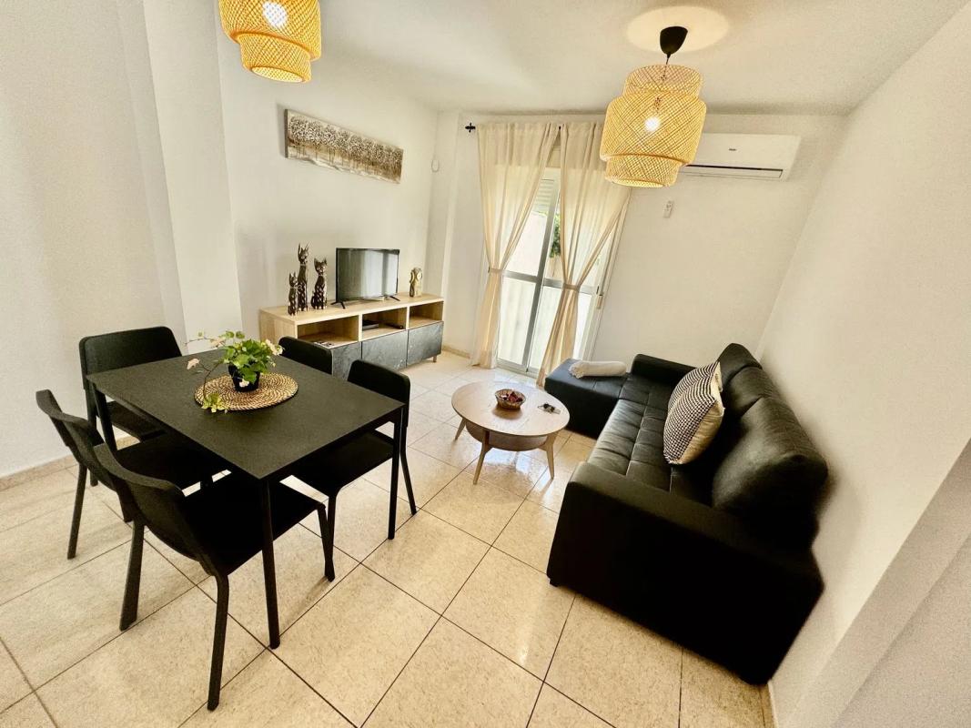 Продажа квартиры на Avenida Avenue de Bonanza s/n, Бенальмадена
photo 1