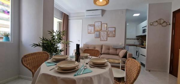Apartment for sale in  Calle Las Naciones, 2, Benalmádena photo 1