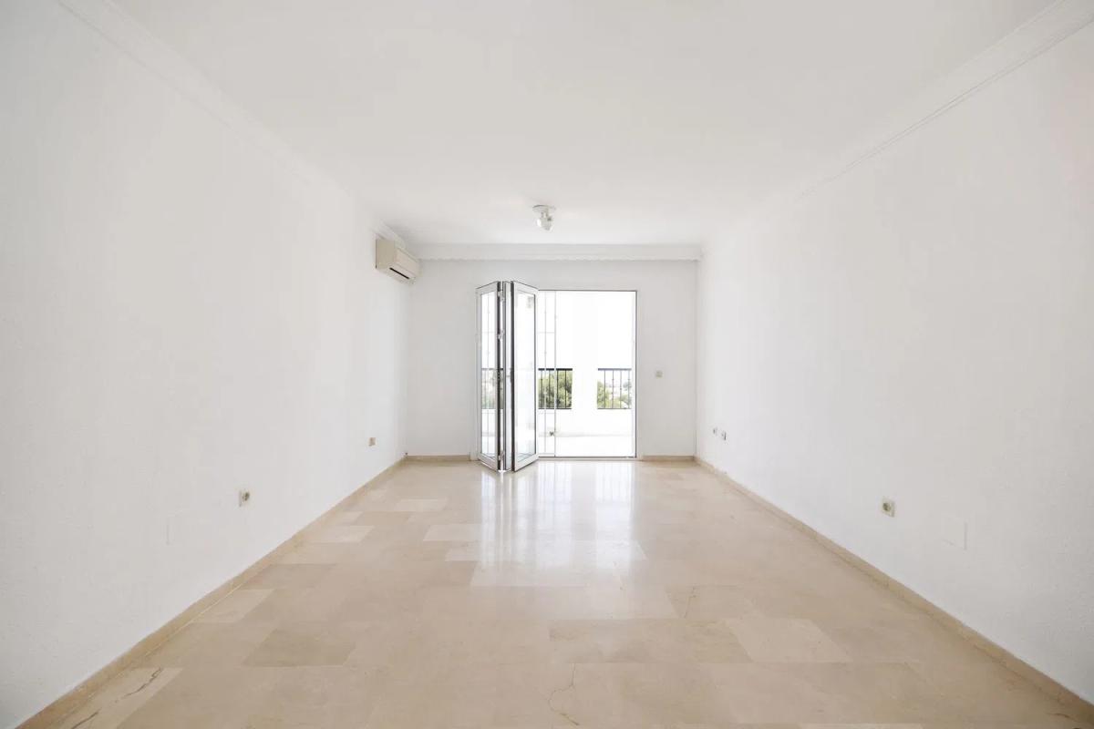 Продажа дуплекса на Calle Medina Azahara, Бенальмадена photo 2