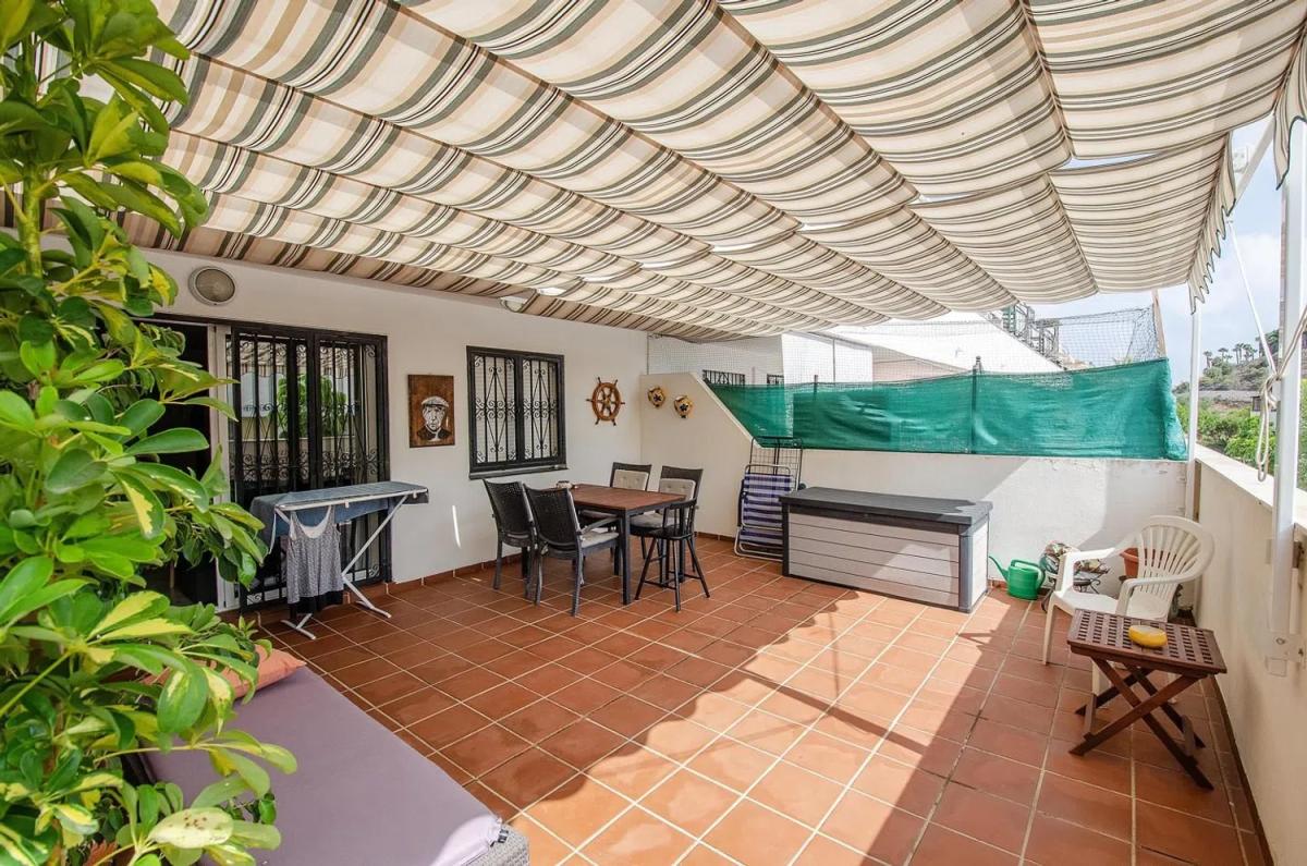 Продажа квартиры на Calle Poseidón, Бенальмадена
 photo 2