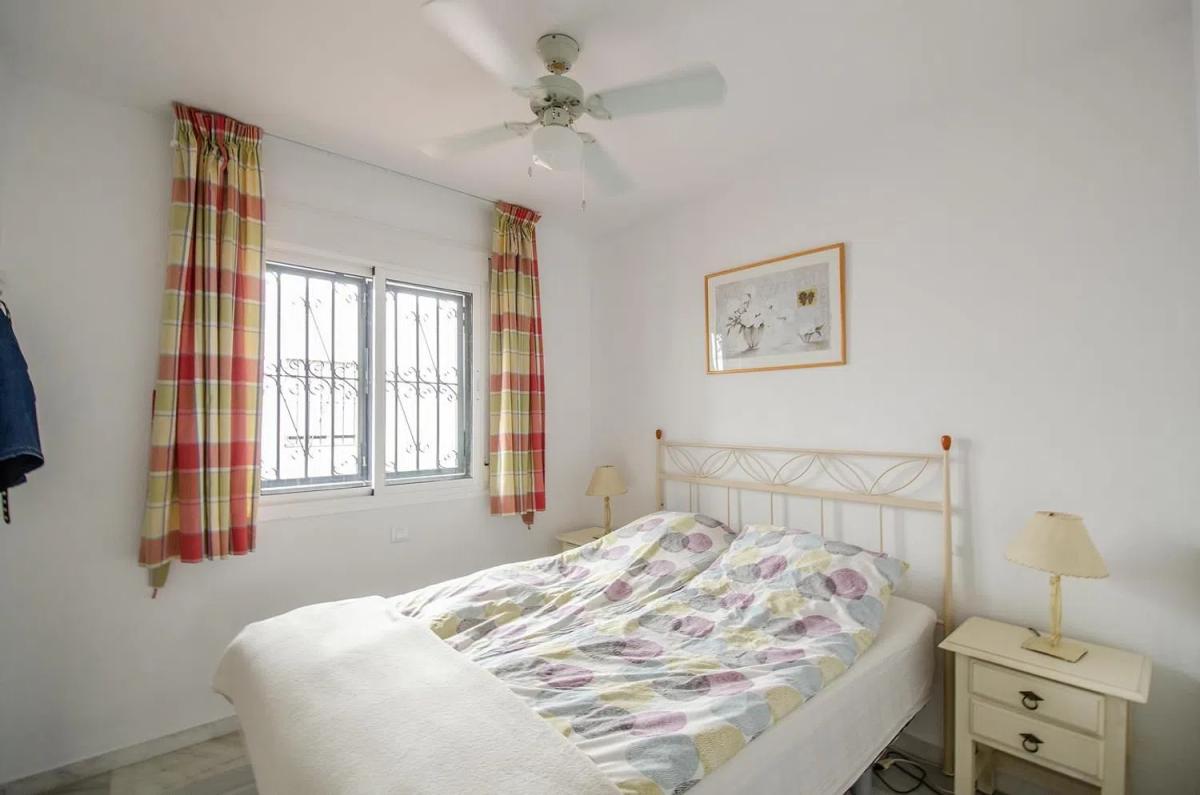Продажа квартиры на Calle Poseidón, Бенальмадена
 photo 3