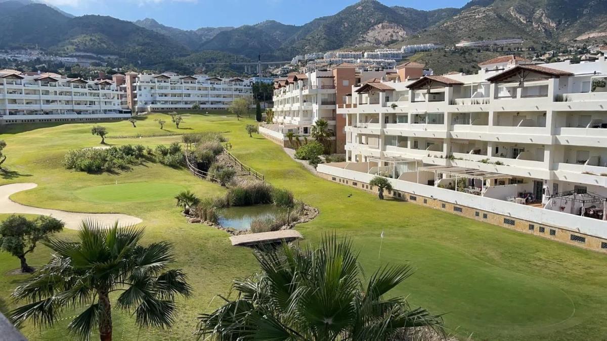 Venta de ático en Calle Helios, Benalmádena photo 1