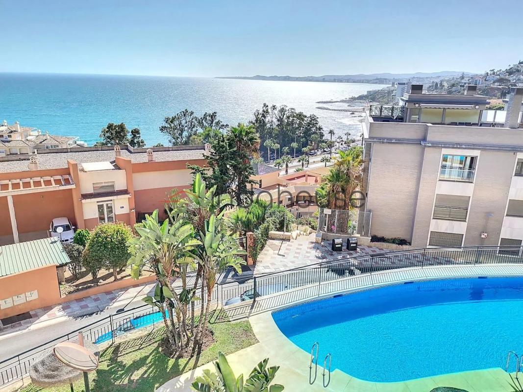 Продажа квартиры на Calle Faro, Бенальмадена
photo 1