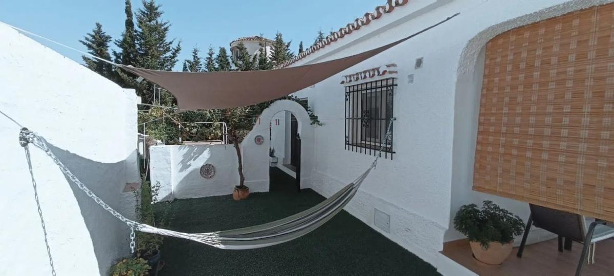 Sale of independent chalet in Calle Adelfa del Sauce, 225, Benalmádena
photo 5
