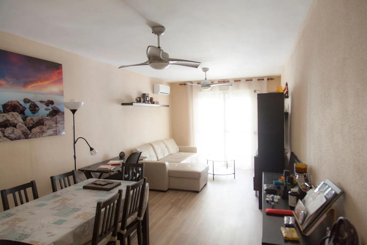 Продажа квартиры на Calle Almuñécar, 2, Бенальмадена
 photo 2