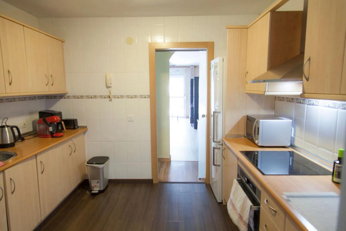 Продажа квартиры на Calle Almuñécar, 2, Бенальмадена
 photo 4