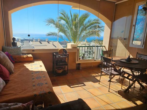 Продажа квартиры в Calle Teide, 3, Бенальмадена photo 1