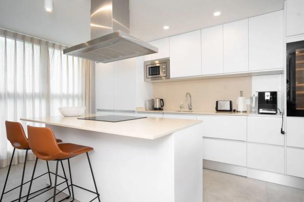 Apartment for sale in  Calle Grecia, Benalmádena photo 3