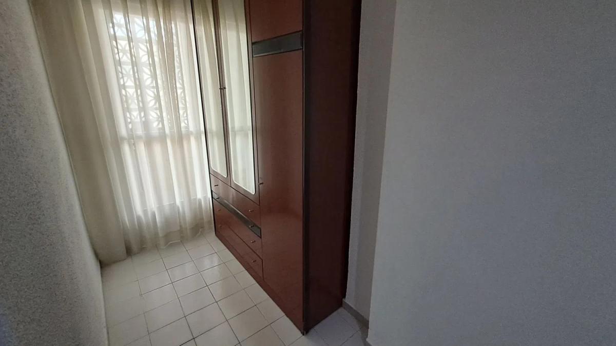Sale of apartment in Avenida Marysol, 1, Benalmádena
photo 5