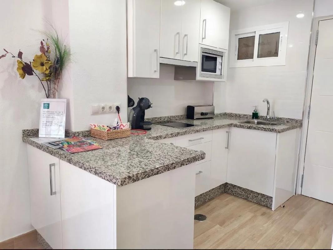 Venta de estudio en Avenida gamonal, Benalmádena photo 1