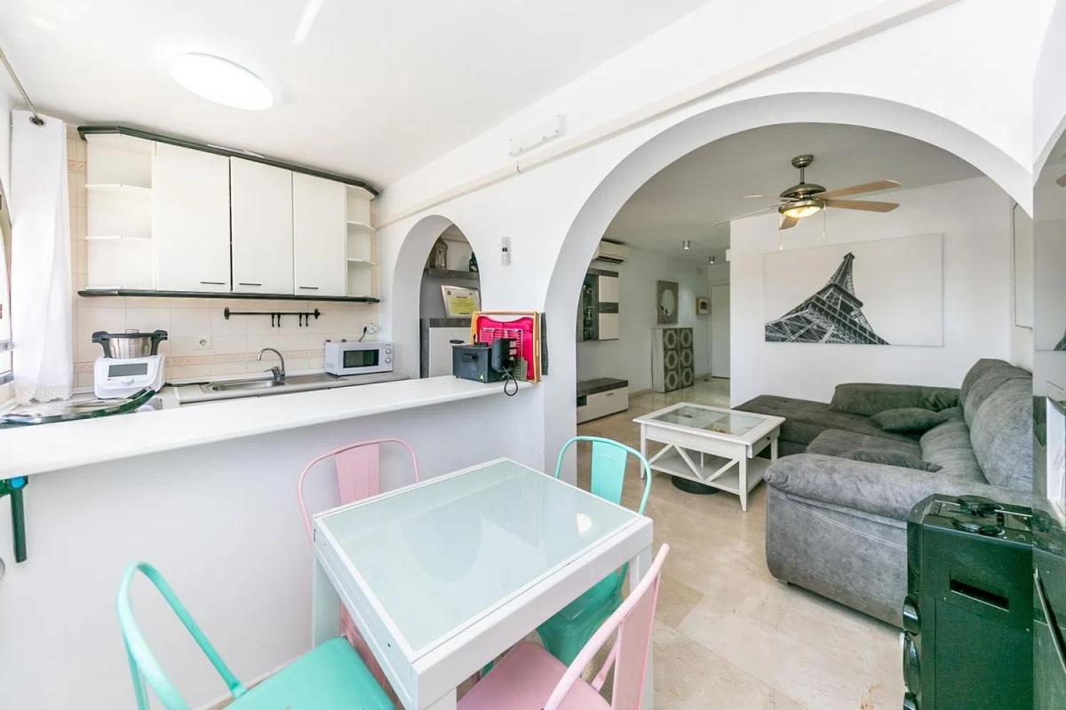 Продажа квартиры на Calle Pepa Guerra Valdenebro, Бенальмадена
 photo 4