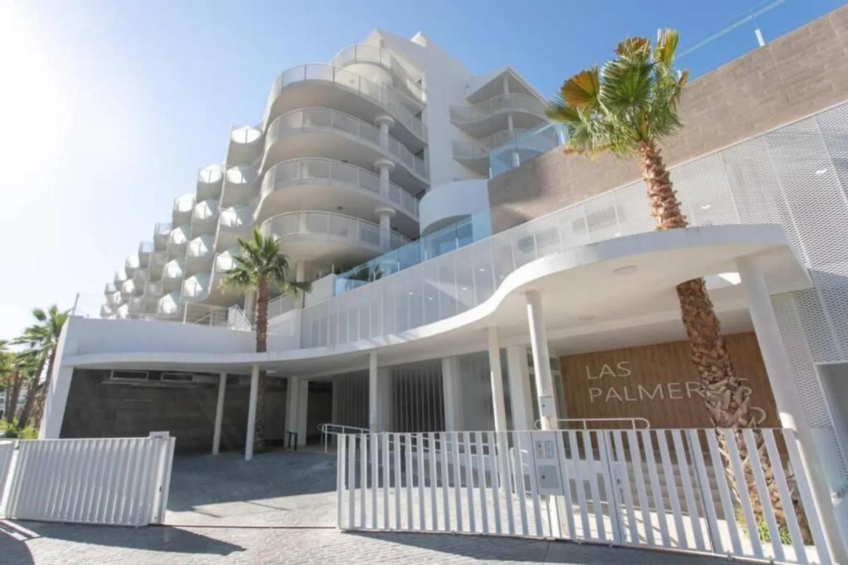 Продажа дуплекса на Avenida las Palmeras, Бенальмадена photo 1