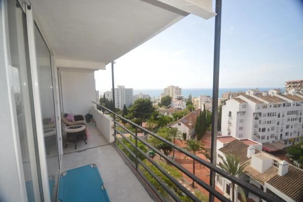 Apartment for sale in  Avenida de los Alamos, Benalmádena photo 4