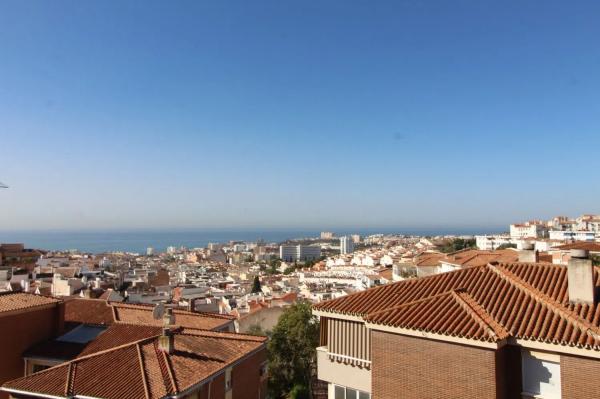 Wolnostojąca willa na sprzedaż w Calle Jerez s/n, Benalmádena photo 1