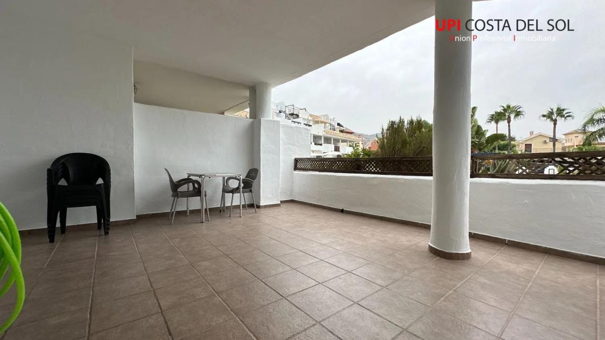 Sprzedaż mieszkania w Calle Acebo, 2, Benalmádena
 photo 2