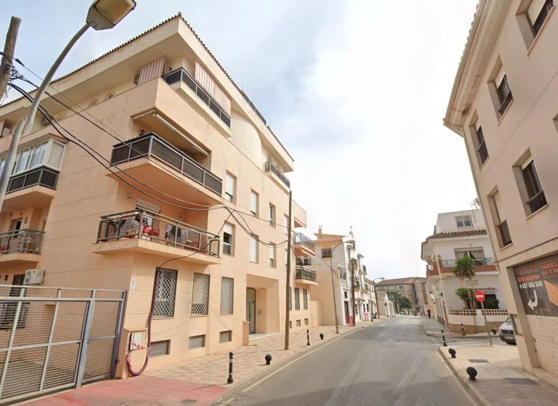 Продажа квартиры на Calle Valdepeñas s/n, Бенальмадена
photo 2