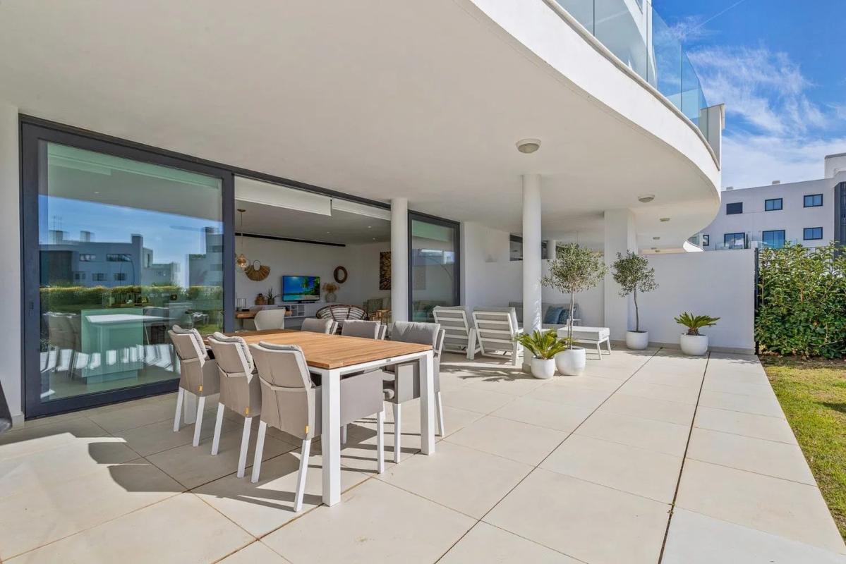 Venta de piso en Avenida del Higuerón s/n, Benalmádena
photo 1