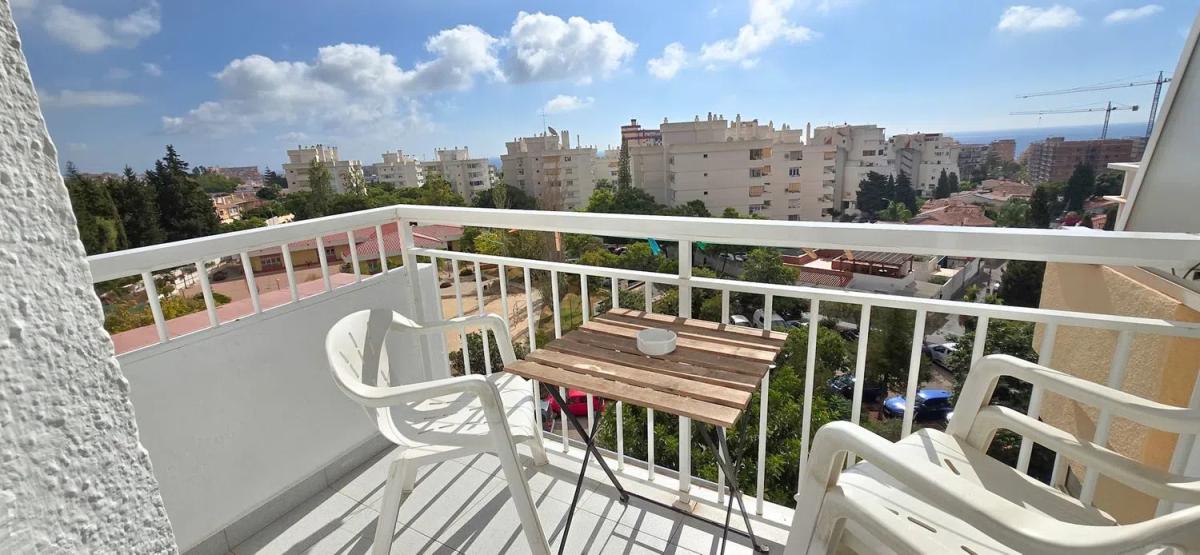 Venta de piso en Calle Luis Vives, 3, Benalmádena
photo 1