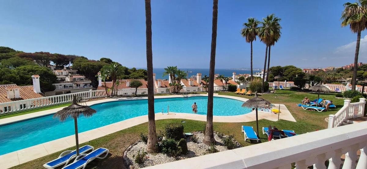 Sprzedaż niezależnego domku jednorodzinnego w  Arcos de la Perla, Benalmádena photo 2