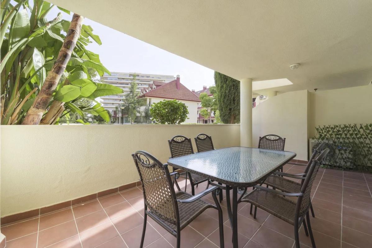 Venta de piso en Barrio Hacienda Torrequebrada, Benalmádena
 photo 2