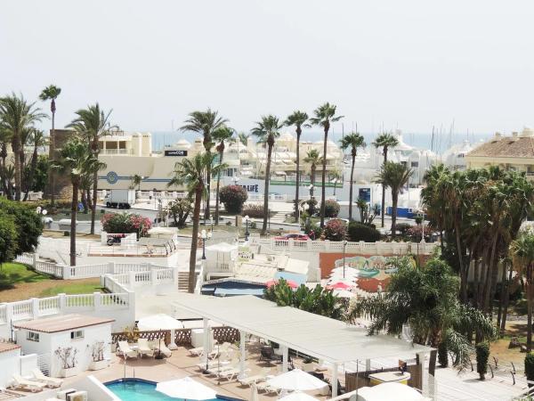 Mieszkanie na sprzedaż w  Calle Tamarindos, 3, Benalmádena photo 1