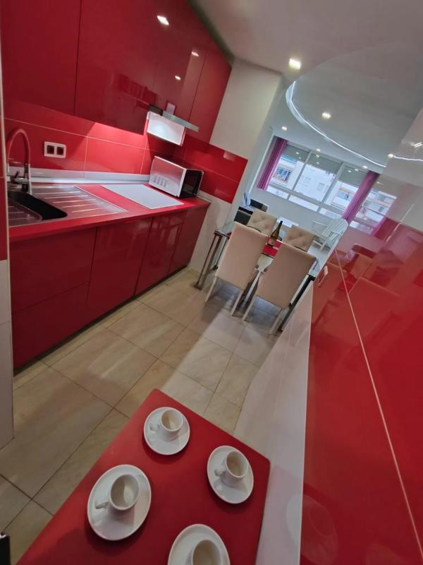 Продажа квартиры на Calle Obispo Herrera Oria, Бенальмадена
photo 2